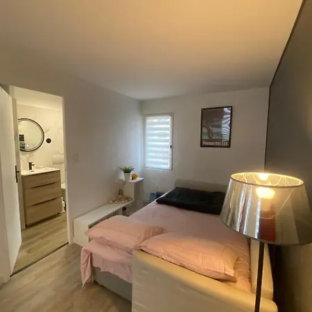 De Charme Proche Plages Apartment *